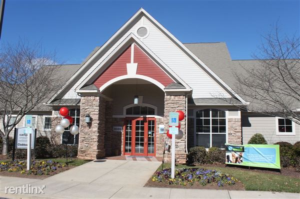 Building Photo - 3111 Compatible Way