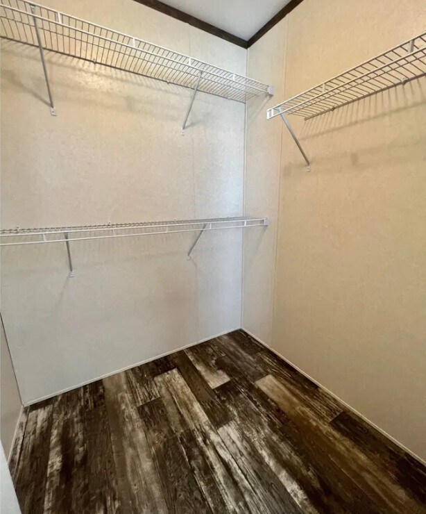 Building Photo - 6599 N Hampshire Dr