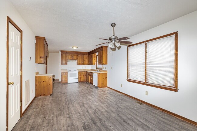 Kitchen - 13732 War Admiral Dr