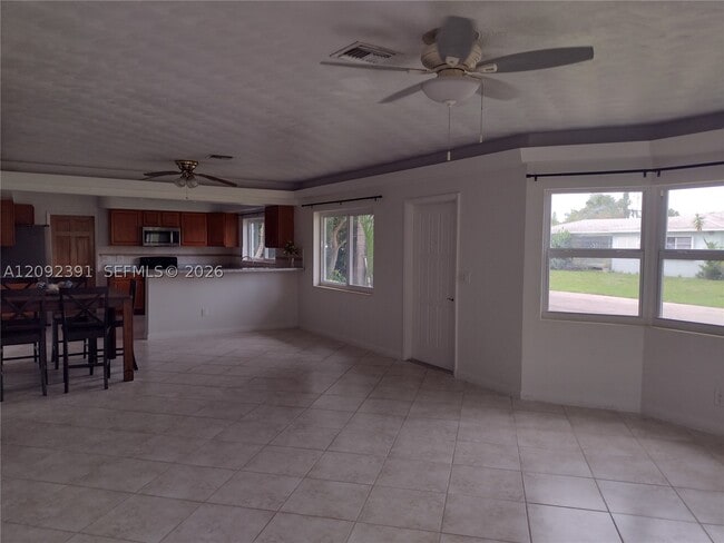 Foto del edificio - 225 E 29th Ct