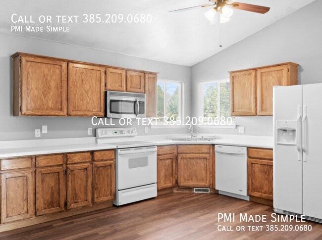 Building Photo - Captivating 3BR Home In Eagle Mountain |$1...