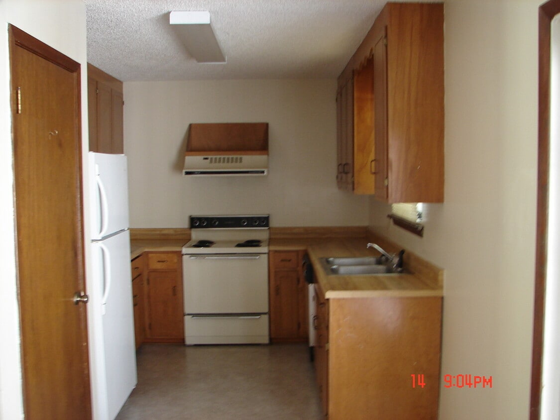 Building Photo - Townhouse in Marianna