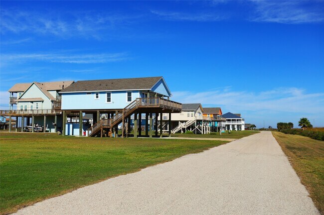 Foto del edificio - 131 Pieces of 8