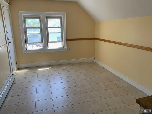 Foto del edificio - 367-369 E 33rd St