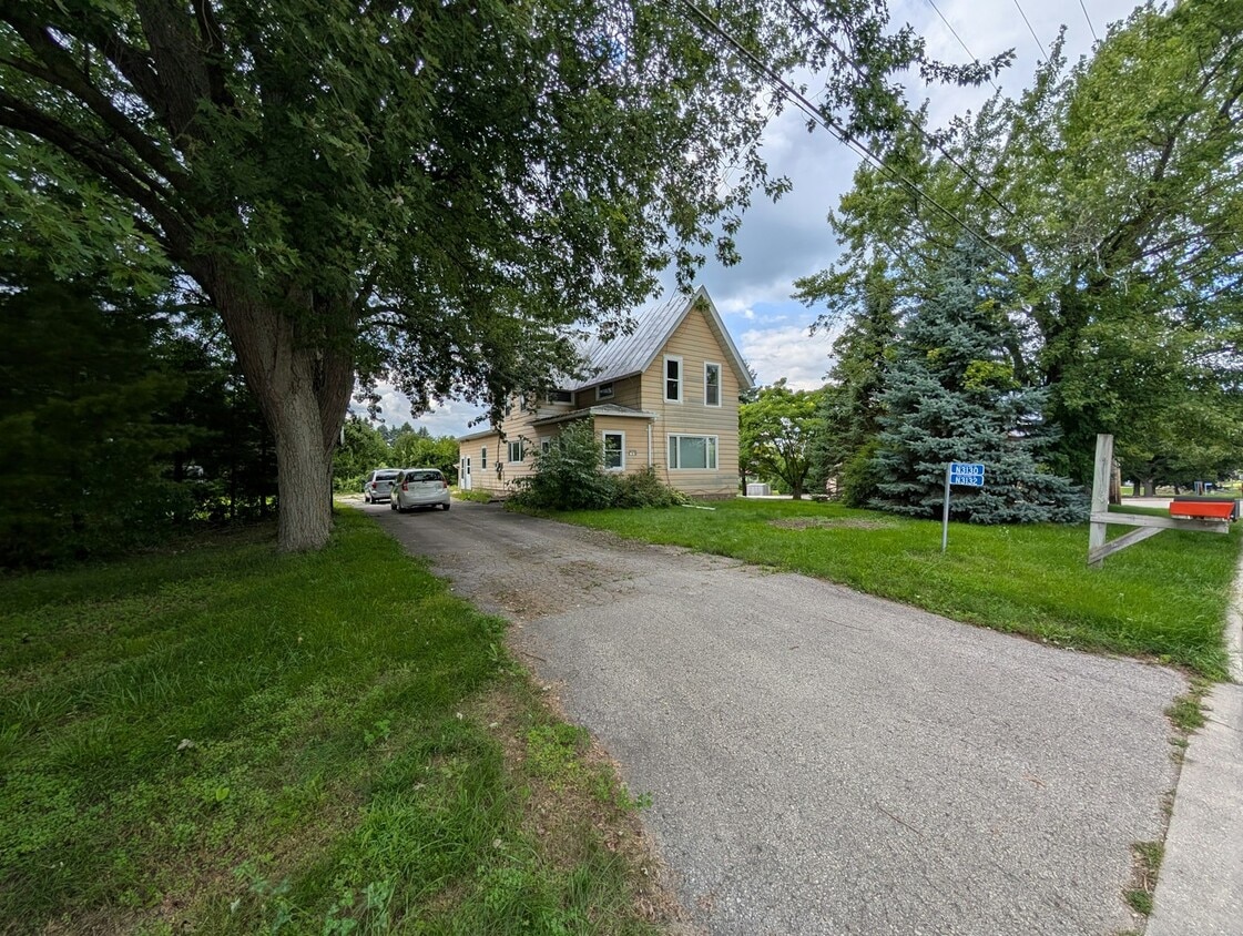 Primary Photo - N3130 Wisconsin 32, Unit N3132