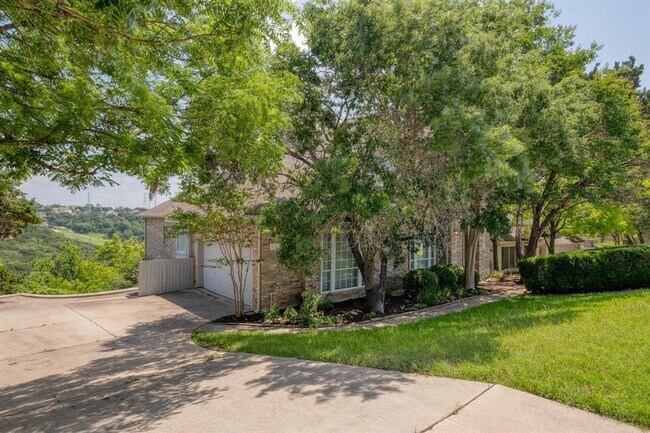 Building Photo - 9215 Spicebrush Dr