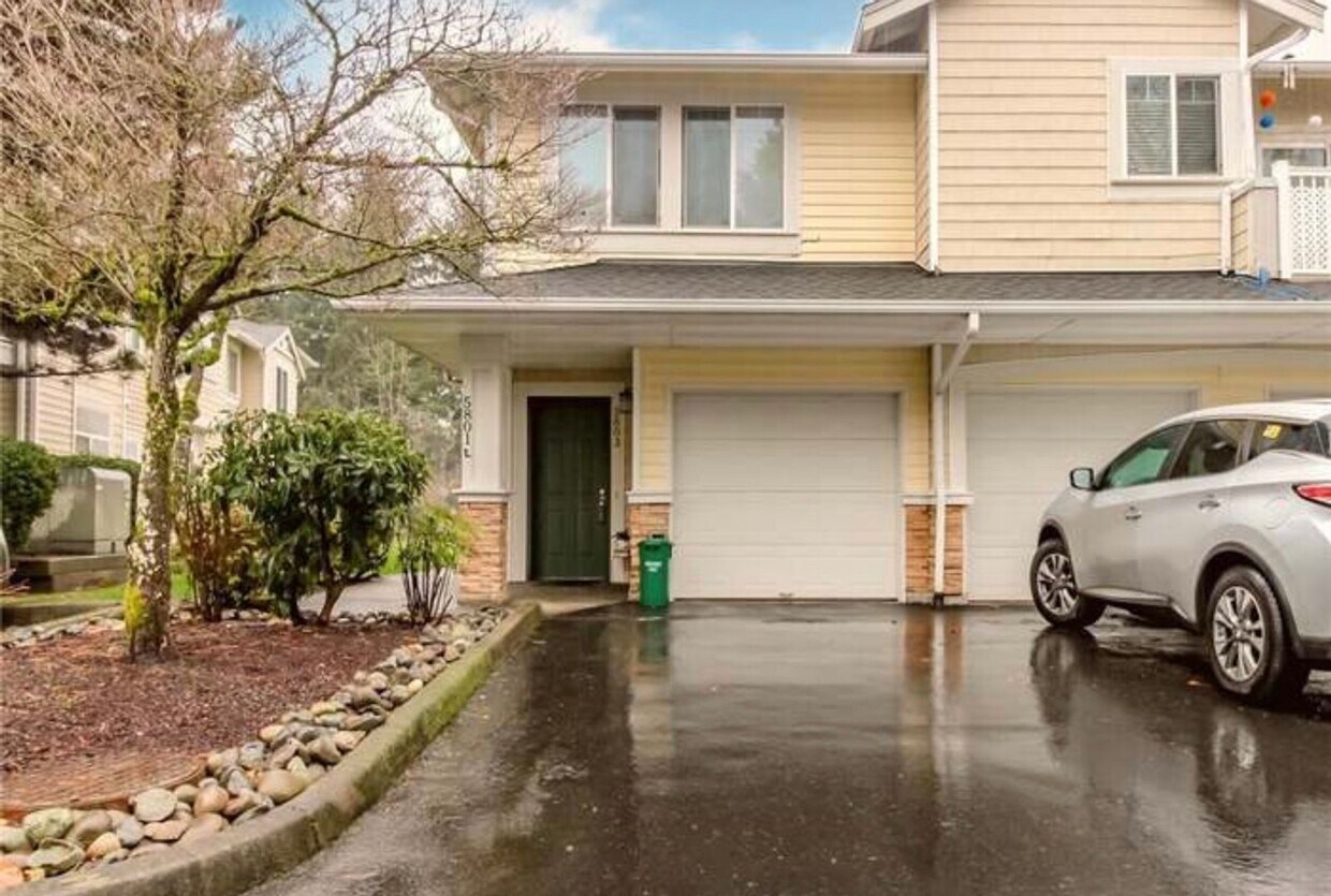 Foto principal - View 2 bed Lakes Condo