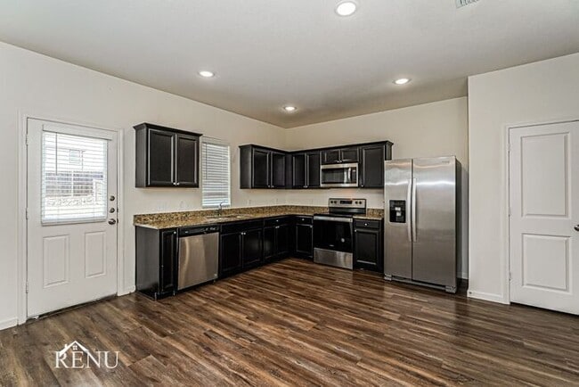 Building Photo - 6017 Mojave Dr