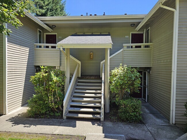 Foto del edificio - 9009 Avondale Rd NE