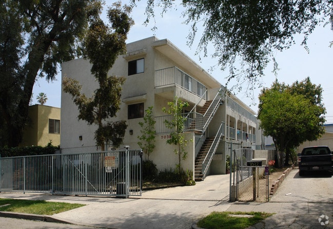 Building Photo - 7038 Alabama