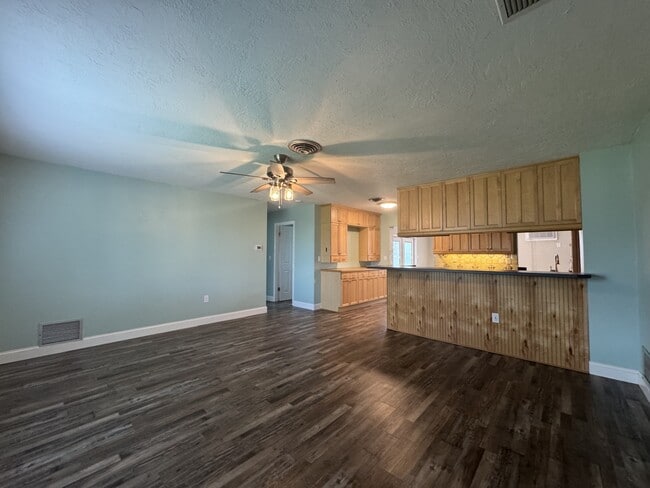 Building Photo - 116 Morningside Dr