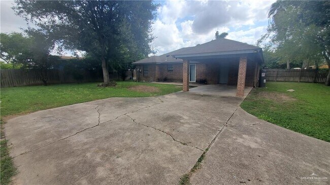 Building Photo - 130 Apollo Dr