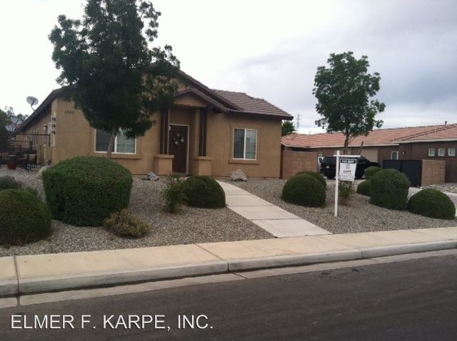 Primary Photo - 6900 Edgeview Dr