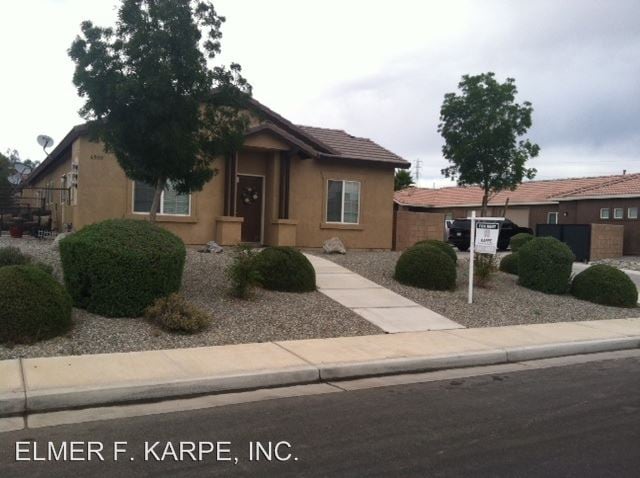 Primary Photo - 6900 Edgeview Dr