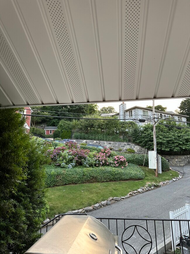 Foto del edificio - 281 Park View Ave