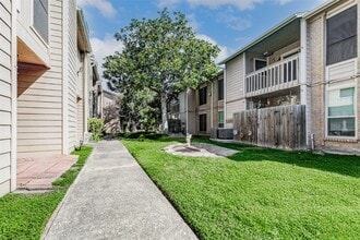 Building Photo - 1505 Ward Rd