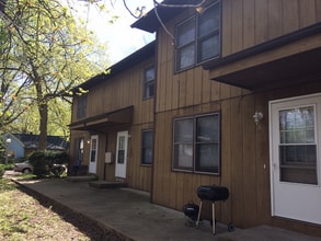 Building Photo - 503 S Urbana Ave