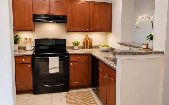 Building Photo - Beautiful 1/1 Pool View Condo x Rent @ The Grande Downtown Orlando!