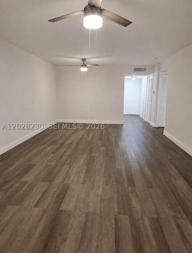 Building Photo - 3330 Spanish Moss Terrace