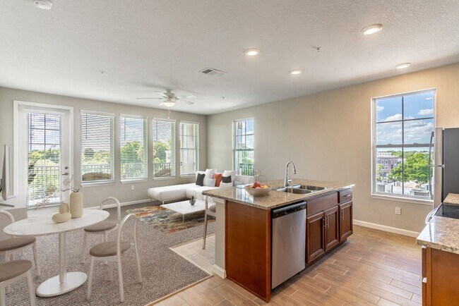 Deland Commons - Apartments in DeLand, FL | Apartments.com