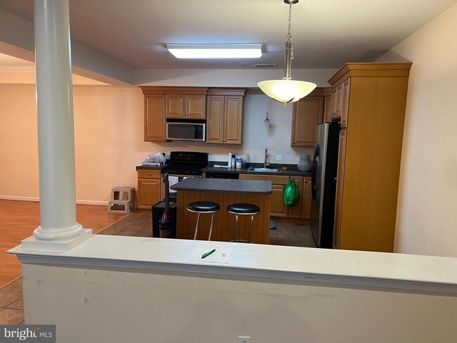 Building Photo - 13675 Philmont Ave