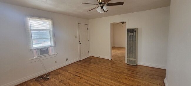 Building Photo - 803 Phay Ave