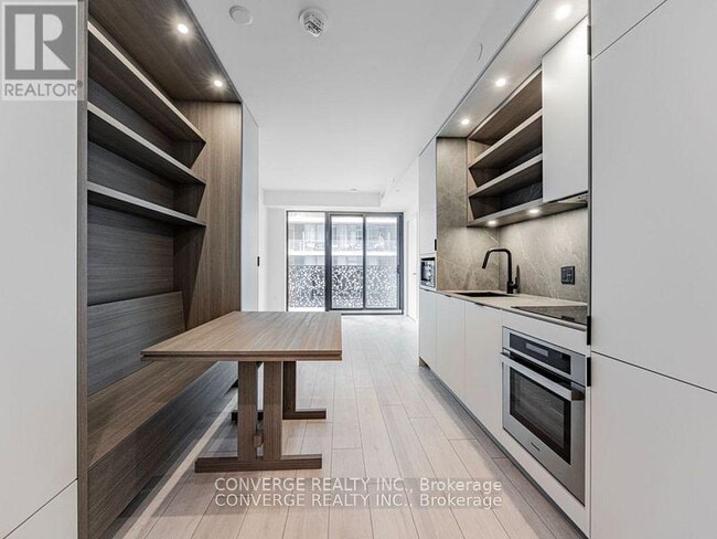 Photo du bâtiment - 55 Charles St E