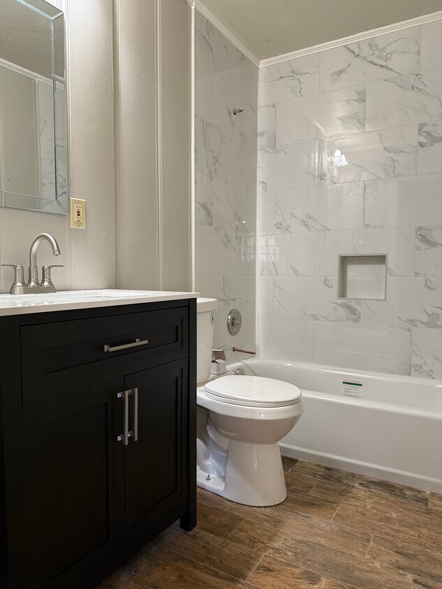 Foto principal - 34309 Pinetree Dr