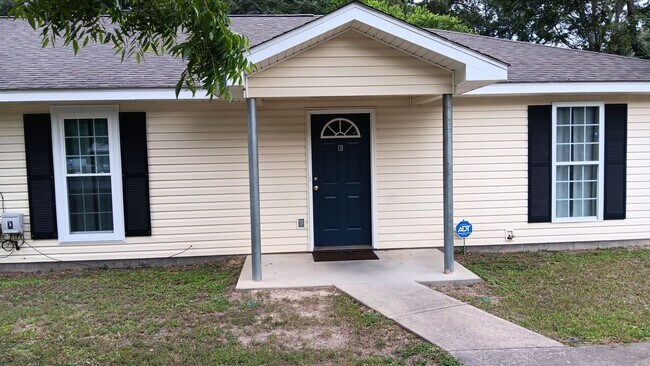 Foto del edificio - Charming 3BR2BA House in Columbus