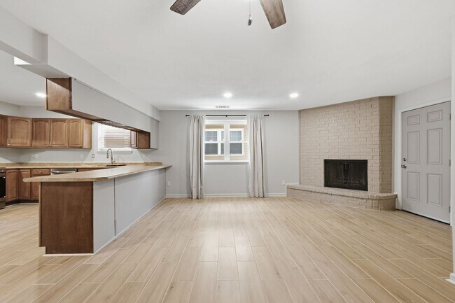 Foto del edificio - 6182 Milne Blvd
