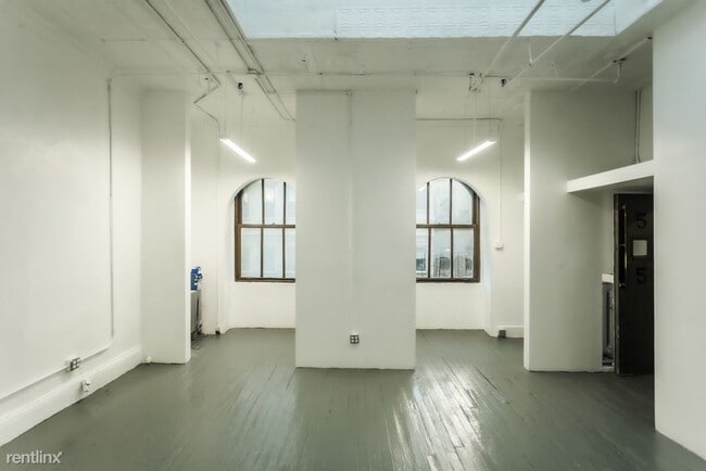 Building Photo - 4 br, 2 bath House - 20 Murray St 5SM