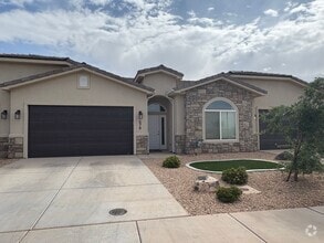 Building Photo - 576 N 3085 W