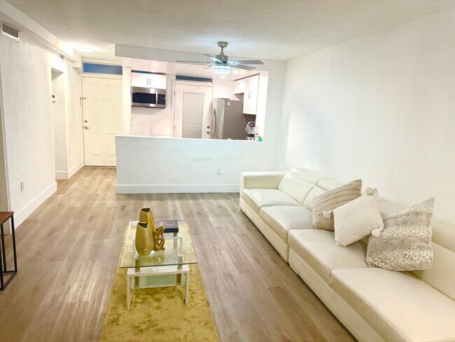 Foto del edificio - 1045 10th St