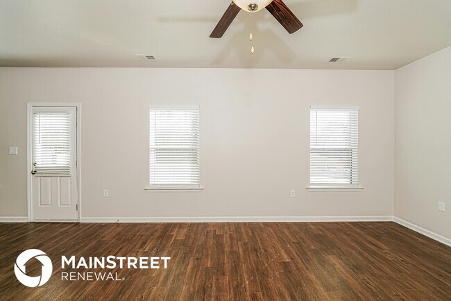 Foto del edificio - 1064 Pilgrim Ln