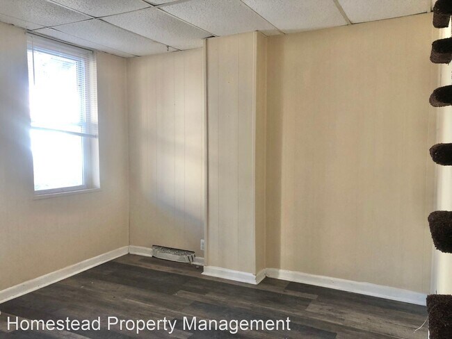 Building Photo - 2 br, 1 bath House - 14 4th St