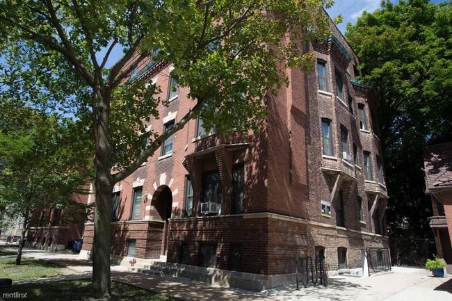 Building Photo - 1154 E 56th St
