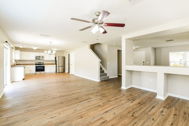 Foto del edificio - 4650 Ross Lanier Ln