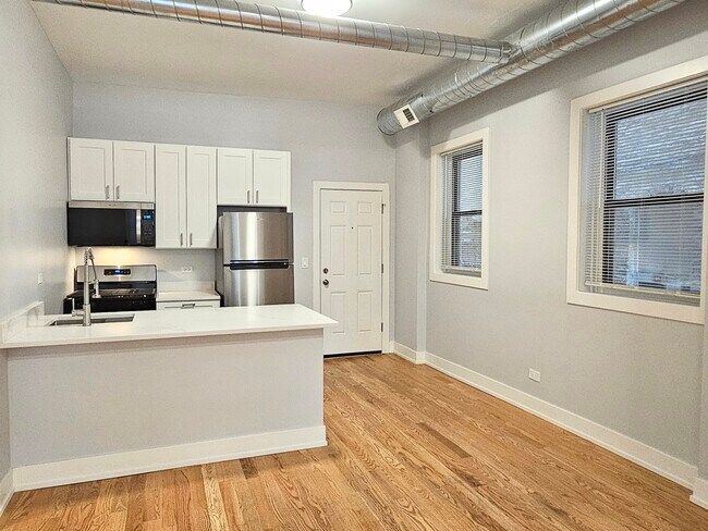 Foto del edificio - 1415 W Erie St