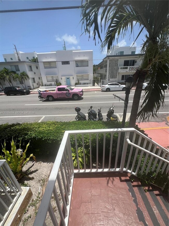 Building Photo - 7720 Harding Ave