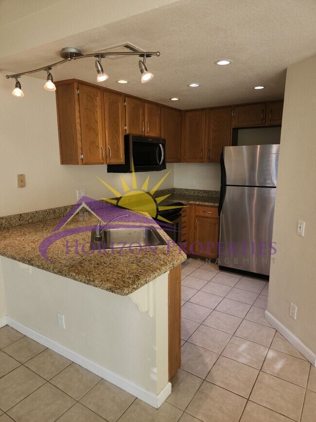 Foto del edificio - 5226 Hemlock St