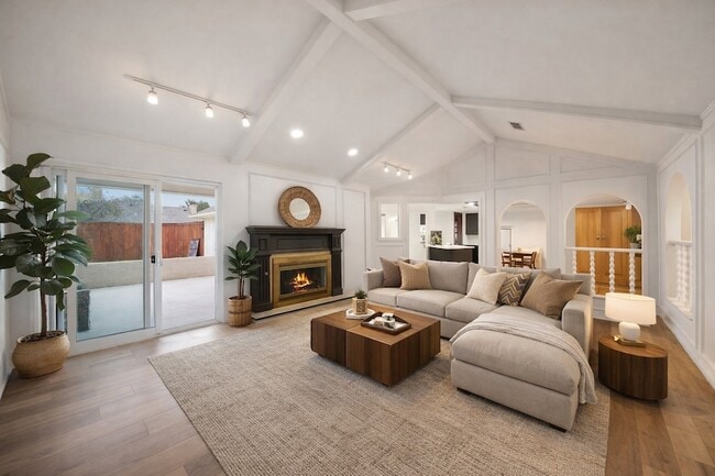 Foto del edificio - 3609 Brookshire Dr