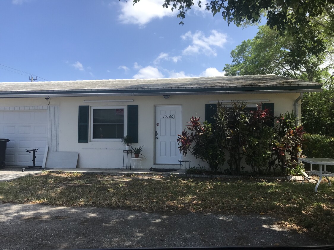 Front of Plant Drive Duplex - 10160 Plant Dr