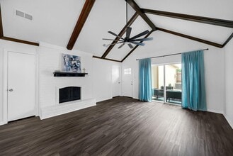 Building Photo - 2908 Camelot Ln