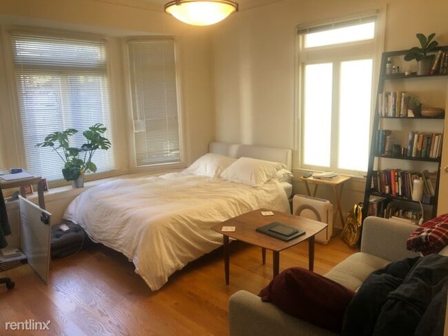 Building Photo - Studio, 1 bath Apartment - 460 South Van Ness