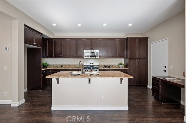 Building Photo - 12584 Montaivo Ln