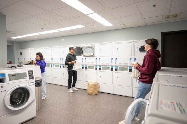 Laundry Room - King Street Towers