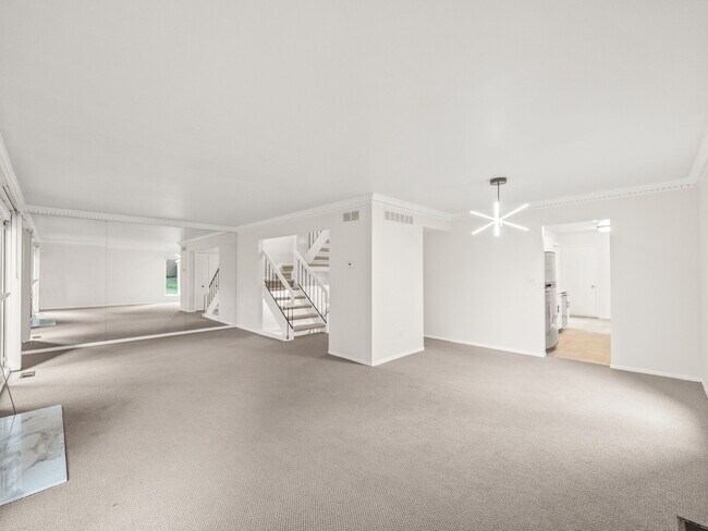 Building Photo - 6368 Richard Run
