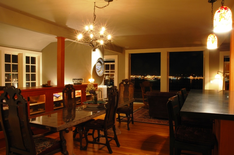 Primary Photo - 604 W Kinnear Pl