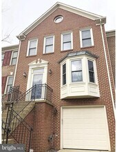Building Photo - 7404 Heatherfield Ln