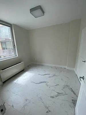 Building Photo - 158 Hester St